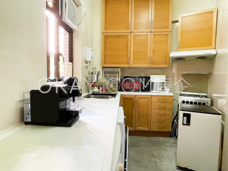 Unique 3 bedroom in Mid-levels West | For Sale | Wisdom Court Block D 慧苑D座 Sales Listings