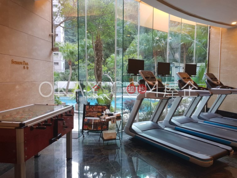 Stylish 1 bedroom on high floor | For Sale | Hillsborough Court 曉峰閣 Sales Listings