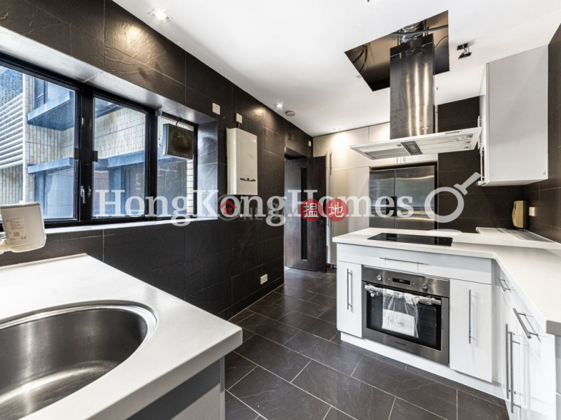 3 Bedroom Family Unit for Rent at Tower 2 Ruby Court | Tower 2 Ruby Court 嘉麟閣2座 Rental Listings