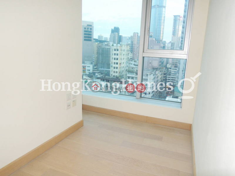 Property Search Hong Kong | OneDay | Residential Rental Listings | 3 Bedroom Family Unit for Rent at GRAND METRO