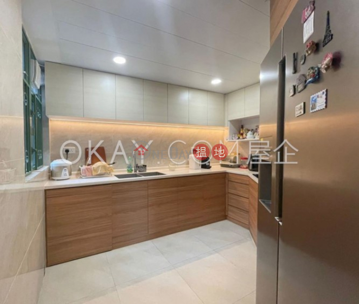 Elegant 3 bedroom on high floor | For Sale | Robinson Place 雍景臺 Sales Listings