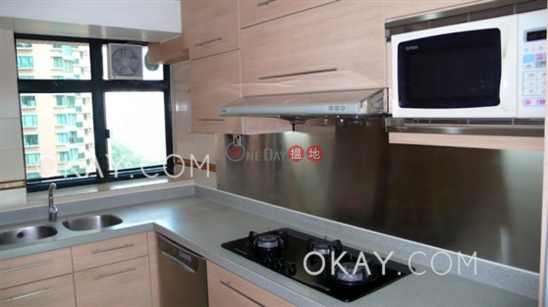 Stylish 3 bedroom with harbour views, balcony | Rental | Dynasty Court 帝景園 Rental Listings