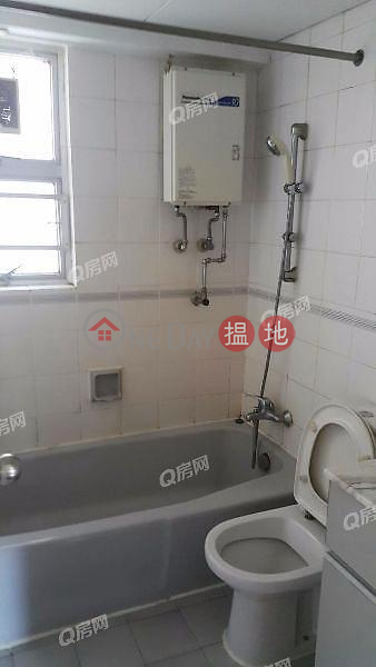 HK$ 28,000/ month, South Horizons Phase 3, Mei Ka Court Block 23A Southern District, South Horizons Phase 3, Mei Ka Court Block 23A | 4 bedroom Mid Floor Flat for Rent