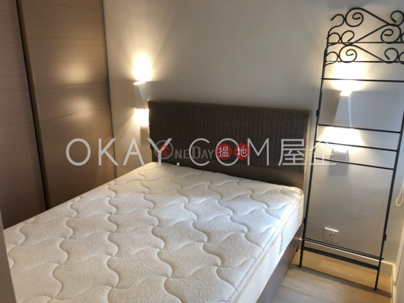 Generous 1 bedroom in Mid-levels West | For Sale | Maxluck Court 美樂閣 Sales Listings