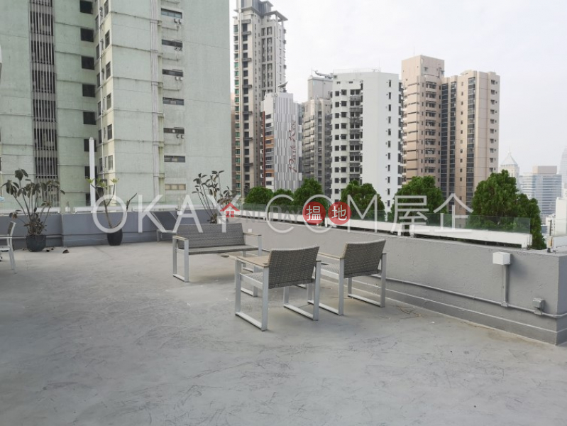 Unique 2 bedroom with rooftop & balcony | For Sale, 5 Bowen Road | Central District | Hong Kong | Sales HK$ 24M