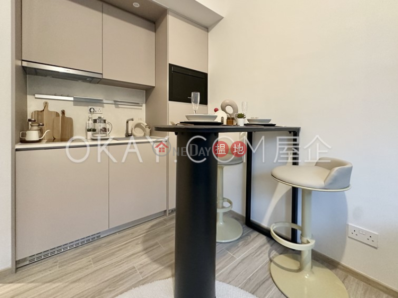 Luxurious 2 bedroom with terrace | Rental | The Unit Soho 奧卑利街28號 Rental Listings