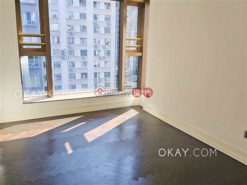 HK$ 37,900/ month Castle One By V, Western District Lovely 2 bedroom with balcony | Rental