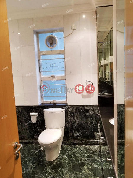 HK$ 26.8M | Pine Gardens | Wan Chai District | Pine Gardens | 2 bedroom Mid Floor Flat for Sale