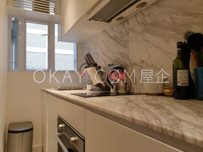 Caine Building Low, Residential Sales Listings HK$ 8M