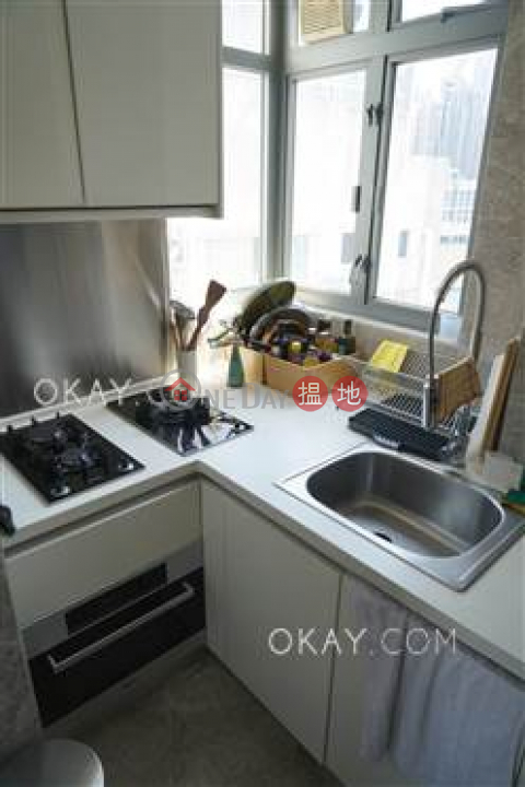 Nicely kept 1 bedroom with balcony | For Sale | One Pacific Heights 盈峰一號 _0