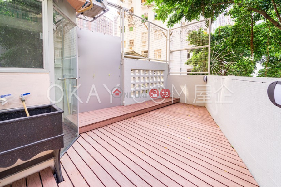 2房1廁翠安閣出售單位|西區翠安閣(Tsui On Court)出售樓盤 (OKAY-S80253)