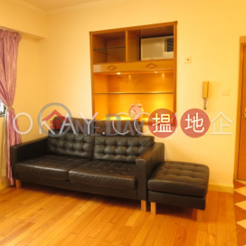 Practical 2 bedroom in Mid-levels West | For Sale
