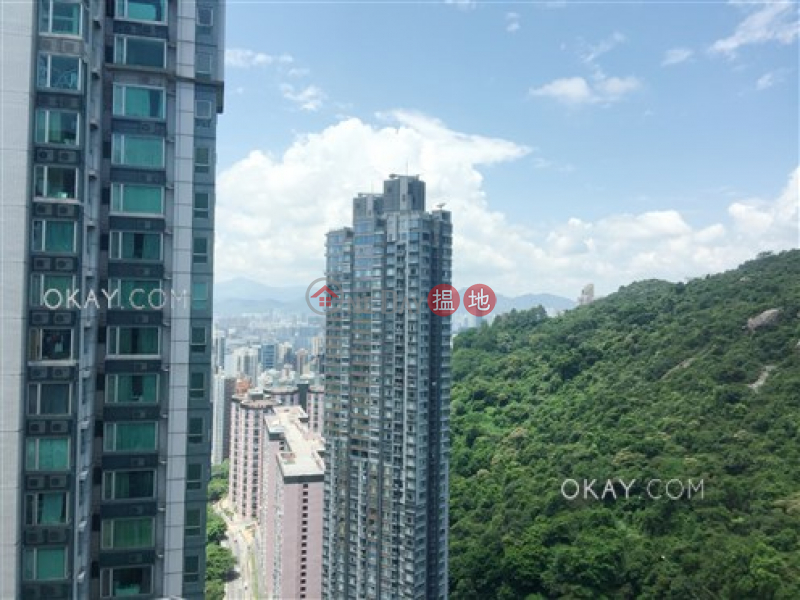 Rare 3 bedroom on high floor with balcony & parking | Rental | Ronsdale Garden 龍華花園 Rental Listings