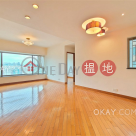 Gorgeous 3 bedroom with harbour views | For Sale | Sorrento Phase 2 Block 1 擎天半島2期1座 _0