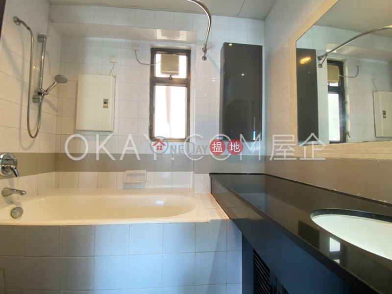 HK$ 85,000/ 月舊山頂道2號|中區-3房2廁,實用率高,極高層,海景舊山頂道2號出租單位