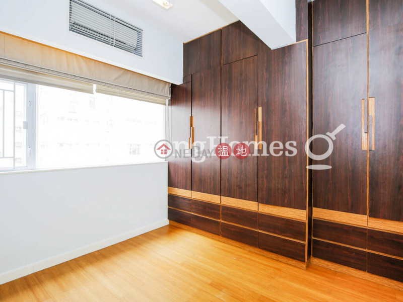 HK$ 25,000/ month | Lee King Building, Wan Chai District 3 Bedroom Family Unit for Rent at Lee King Building
