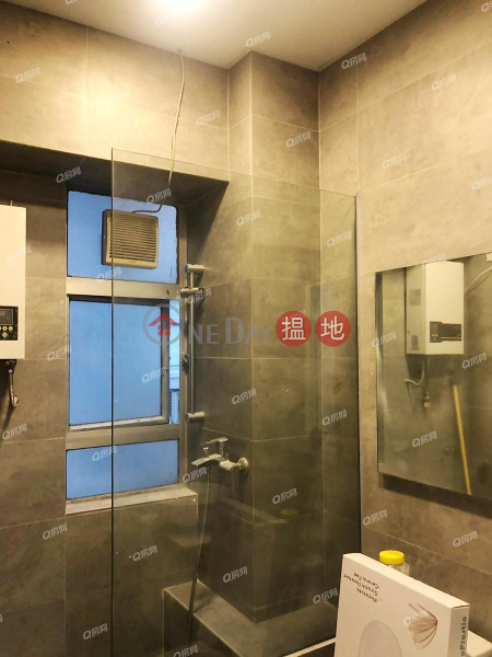 HK$ 25,000/ month, H & S Building, Wan Chai District H & S Building | 2 bedroom Mid Floor Flat for Rent