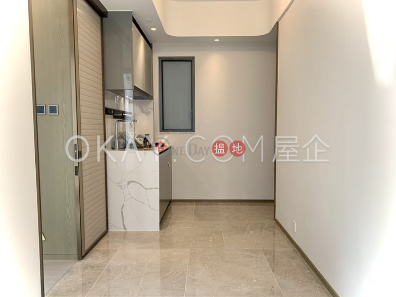 Caine Hill, High, Residential | Sales Listings | HK$ 8.1M