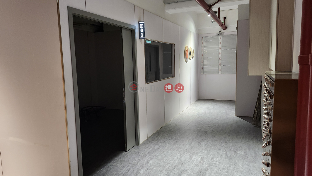 新裝修*工作室*租金$2200起-$6500.|21新安街 | 屯門香港出租-HK$ 3,800/ 月