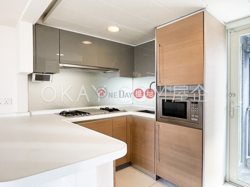 Property Search Hong Kong | OneDay | Residential | Sales Listings | Lovely 2 bedroom on high floor with balcony | For Sale