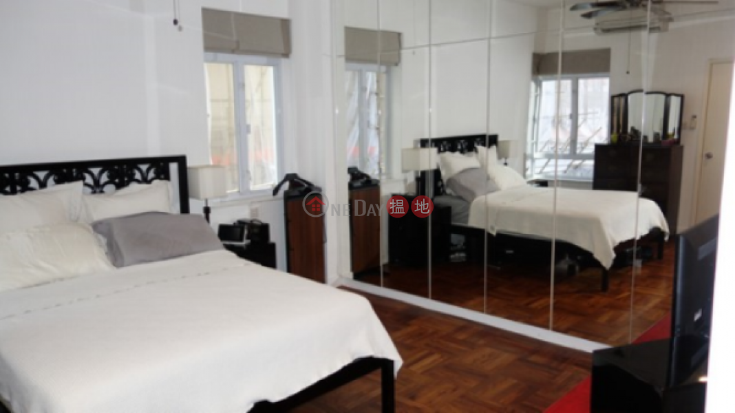 Property Search Hong Kong | OneDay | Residential Sales Listings 2 Bedroom Flat for Sale in Central Mid Levels