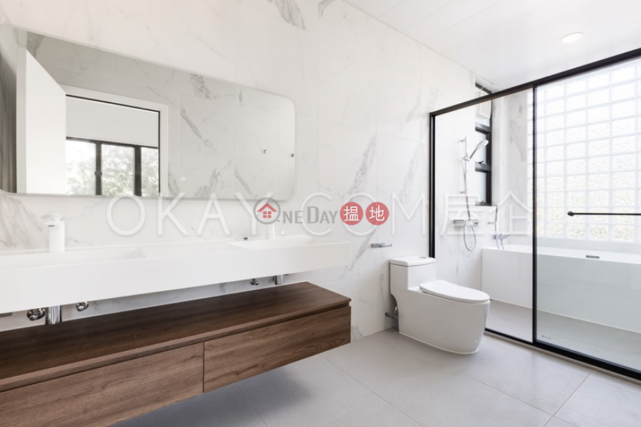 HK$ 110,000/ month, Block 2 Banoo Villa | Southern District Rare 3 bedroom with sea views | Rental