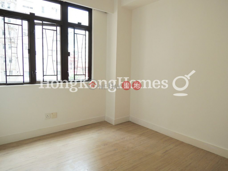 HK$ 13.8M Yue On Building, Wan Chai District | 3 Bedroom Family Unit at Yue On Building | For Sale