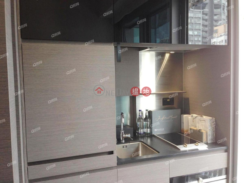 HK$ 18,800/ month Artisan House | Western District | Artisan House | Mid Floor Flat for Rent