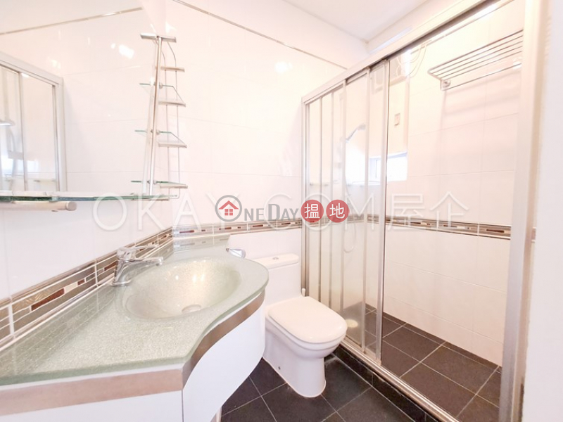 Efficient 3 bedroom with balcony & parking | Rental 48 Kennedy Road | Eastern District Hong Kong Rental HK$ 42,000/ month
