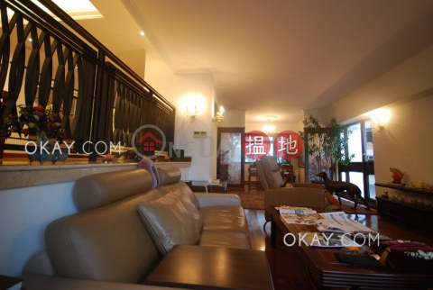 Gorgeous 3 bedroom with balcony & parking | For Sale | 1a Robinson Road 羅便臣道1A號 _0