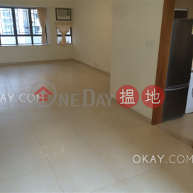 Unique 3 bedroom in Mid-levels West | For Sale | Robinson Heights 樂信臺 _0