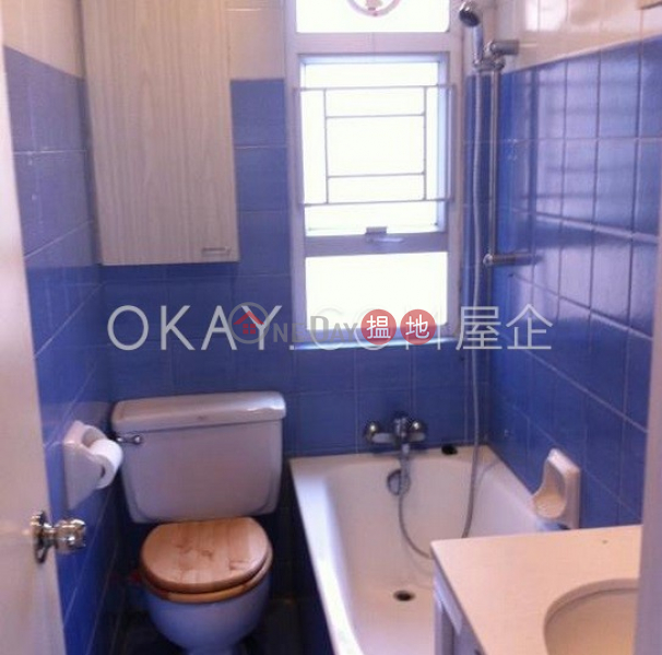Cozy 3 bedroom on high floor | For Sale, Silverstone Mansion 晉寶大廈 Sales Listings | Wan Chai District (OKAY-S210655)