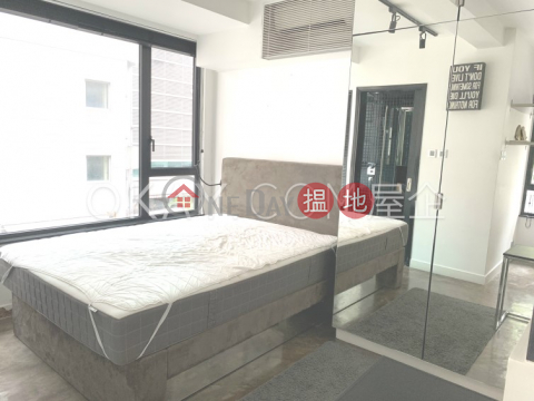 Popular studio with rooftop | Rental, 14-15 Wo On Lane 和安里14-15號 | Central District (OKAY-R77087)_0