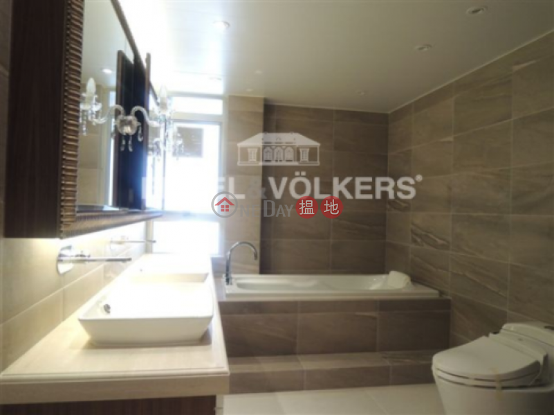 3 Bedroom Family Flat for Sale in Central Mid Levels | Tregunter 地利根德閣 Sales Listings