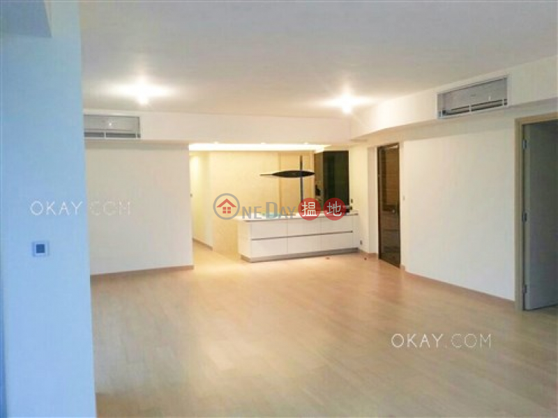 Luxurious 4 bedroom with balcony & parking | For Sale | Marinella Tower 1 深灣 1座 Sales Listings