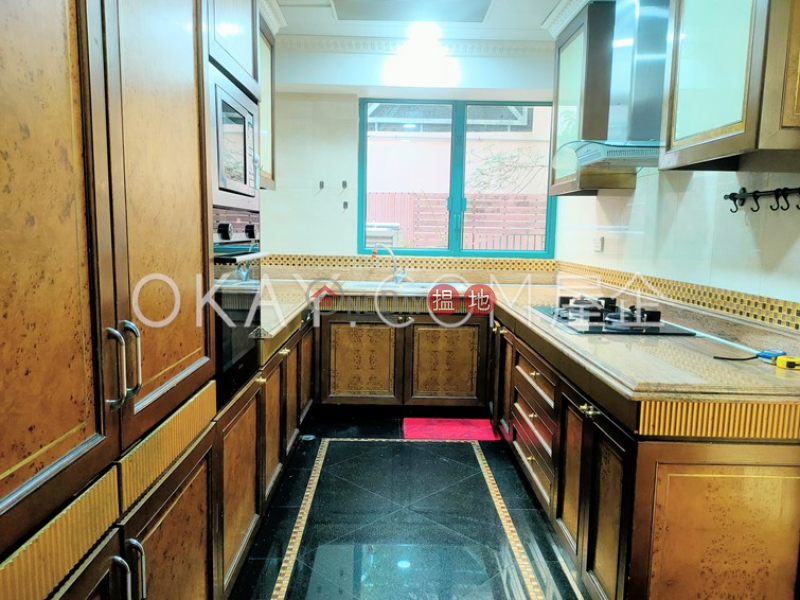 Rare house with sea views, rooftop & terrace | For Sale | Phase 1 Regalia Bay 富豪海灣1期 Sales Listings