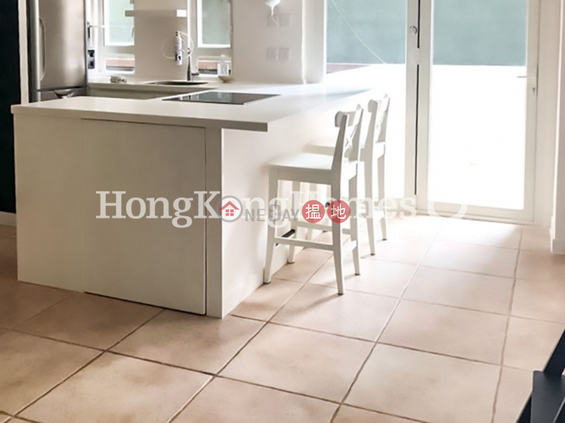 1 Bed Unit for Rent at Hung Fat Building 88-90 Stone Nullah Lane | Wan Chai District | Hong Kong Rental HK$ 26,500/ month