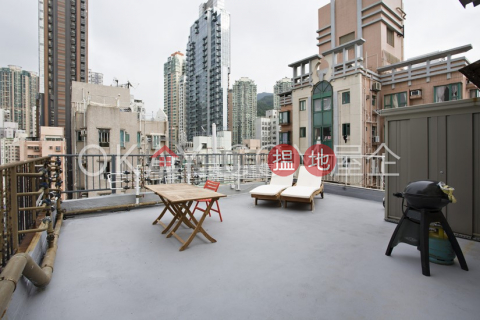 Luxurious penthouse with rooftop | For Sale | Hau Wo Court 厚威閣 _0