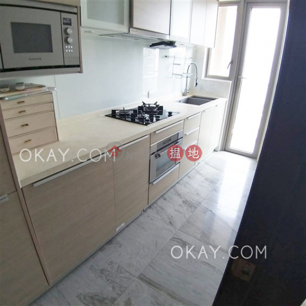 Lovely 3 bedroom on high floor with balcony | For Sale | 23 Fo Chun Road | Tai Po District, Hong Kong, Sales HK$ 20M
