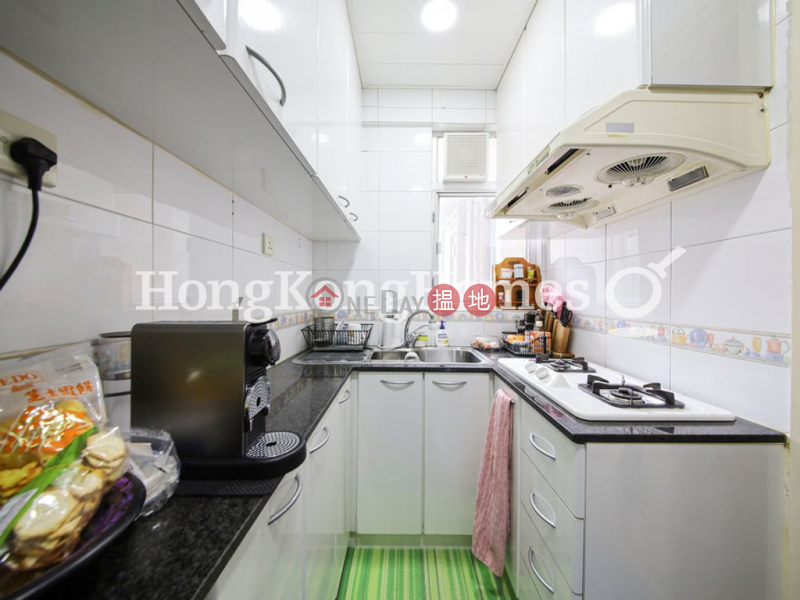 3 Bedroom Family Unit for Rent at Elizabeth House Block A | 250-254 Gloucester Road | Wan Chai District | Hong Kong, Rental | HK$ 28,500/ month