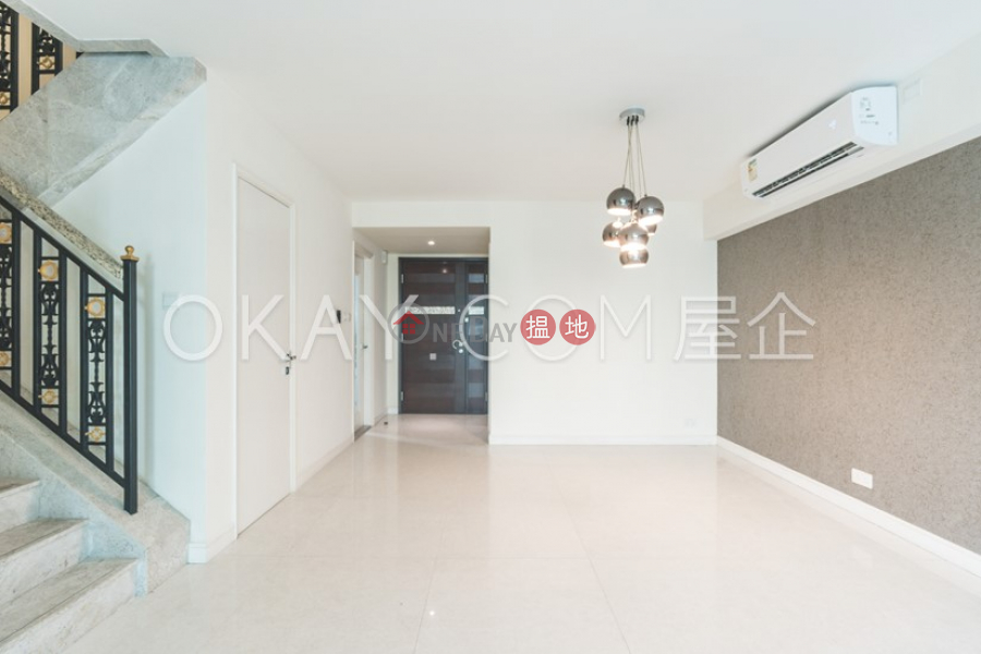 HK$ 24M | LE CHATEAU, Kowloon City | Luxurious 4 bedroom with balcony & parking | For Sale
