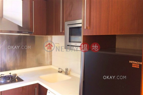 Lovely 2 bedroom on high floor with parking | For Sale | Vantage Park 慧豪閣 _0