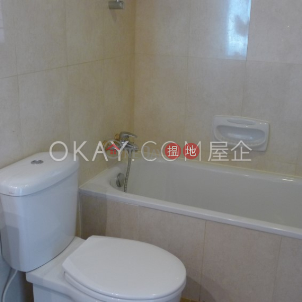 HK$ 48,000/ month, Pacific Palisades, Eastern District, Nicely kept 3 bedroom with balcony | Rental