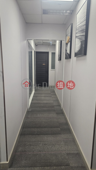 Property Search Hong Kong | OneDay | Office / Commercial Property | Rental Listings North District Mini Office, Area 45-100 sq.ft., Low Rental Price