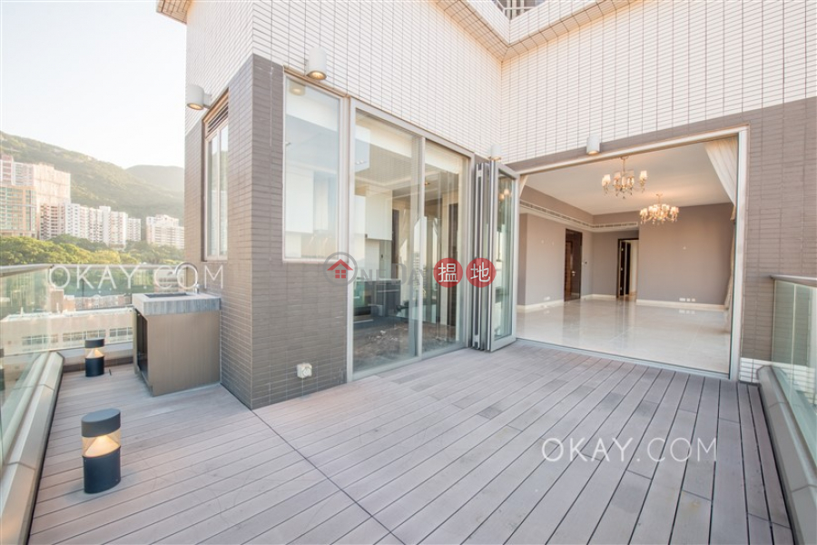 Beautiful penthouse with harbour views, terrace | Rental | The Summa 高士台 Rental Listings