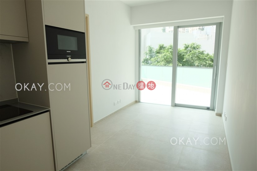 Lovely 1 bedroom with terrace | Rental, Resiglow Pokfulam RESIGLOW薄扶林 Rental Listings | Western District (OKAY-R384776)