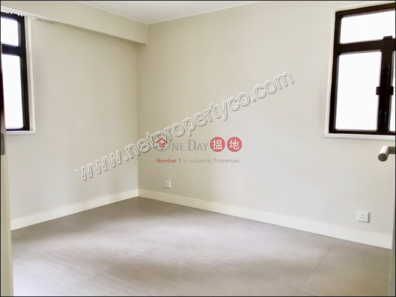 HK$ 38,000/ month, Friendship Court Wan Chai District Apartment for Rent in Happy Valley