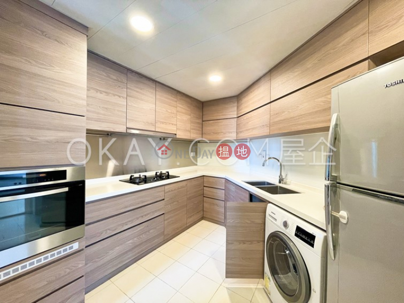HK$ 54,000/ month Robinson Place | Western District | Luxurious 3 bedroom in Mid-levels West | Rental