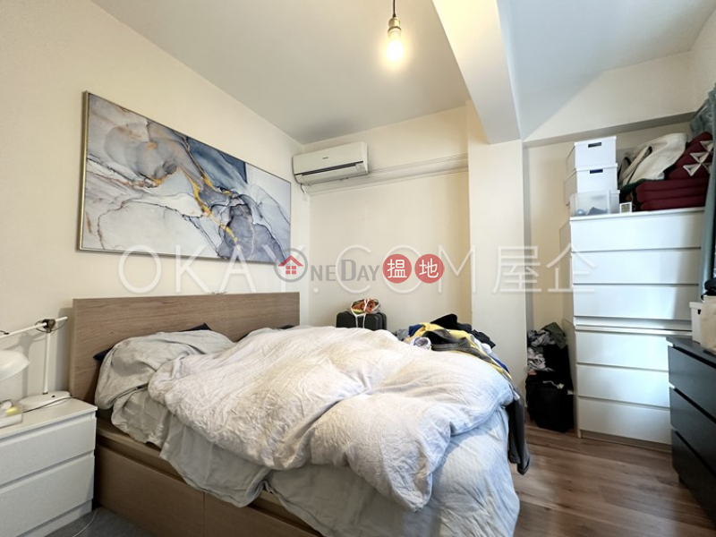 Rare 2 bedroom in Mid-levels West | Rental | 25-27 Caine Road 堅道25-27號 Rental Listings