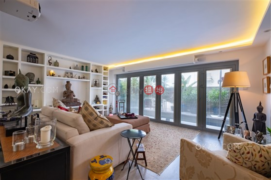 HK$ 25M, Kei Ling Ha Lo Wai Village Ma On Shan, Nicely kept house with sea views, rooftop & terrace | For Sale